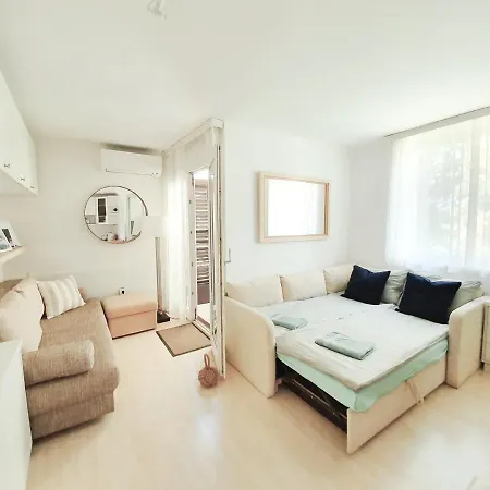 Fay Apartman * Σίοφοκ
